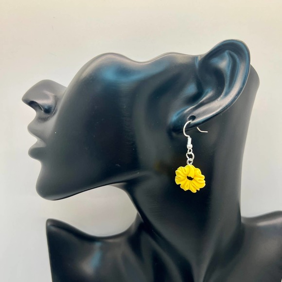 Hair Scrunchie Earrings - Pony Tail Holder Earrings - Quirky Earrings - Scrunchy - Picture 9 of 10